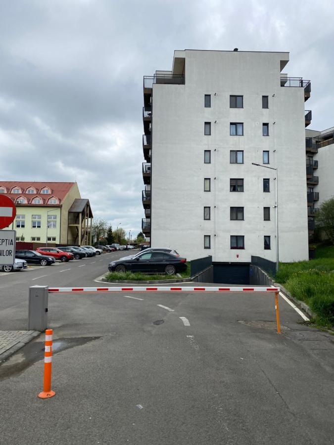 Апартаменты Apartament Gloriei 17 Тыргу-Муреш Экстерьер фото