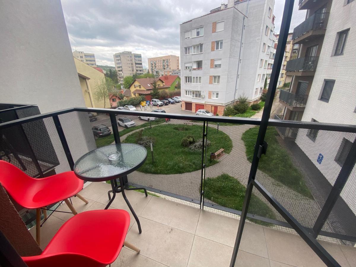 Апартаменты Apartament Gloriei 17 Тыргу-Муреш Экстерьер фото